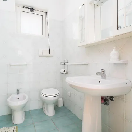 Monolocale A Due Passi Dal Mare Apartmán *